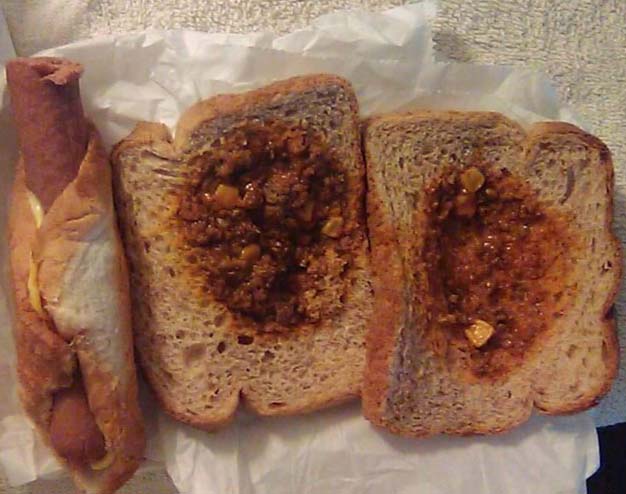 Peanut butter and jelly sandwiches prison food